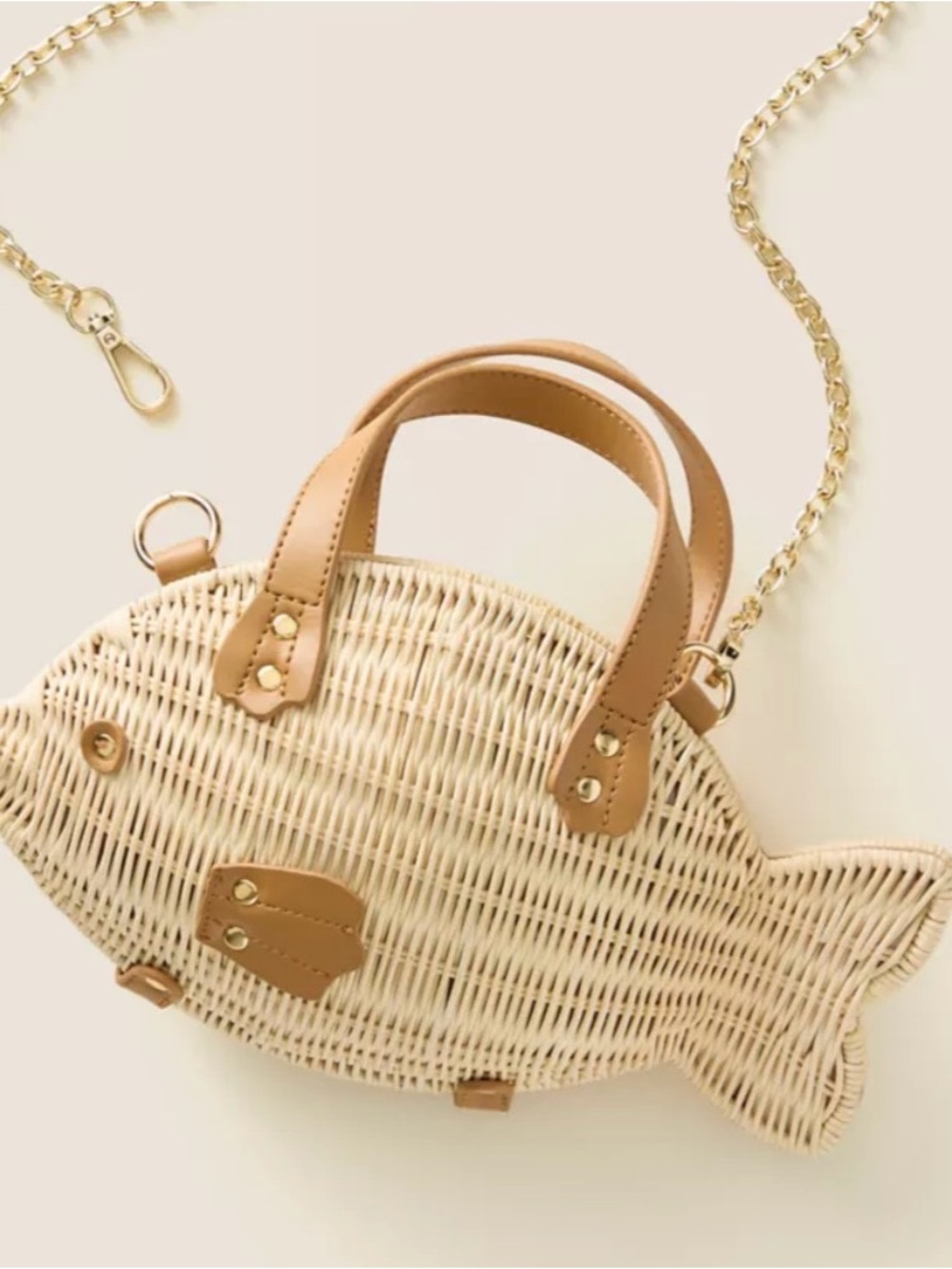 Sewing Down South x Crown & Ivy™ Rattan Fish Crossbody with Handle - Picture 2 of 3